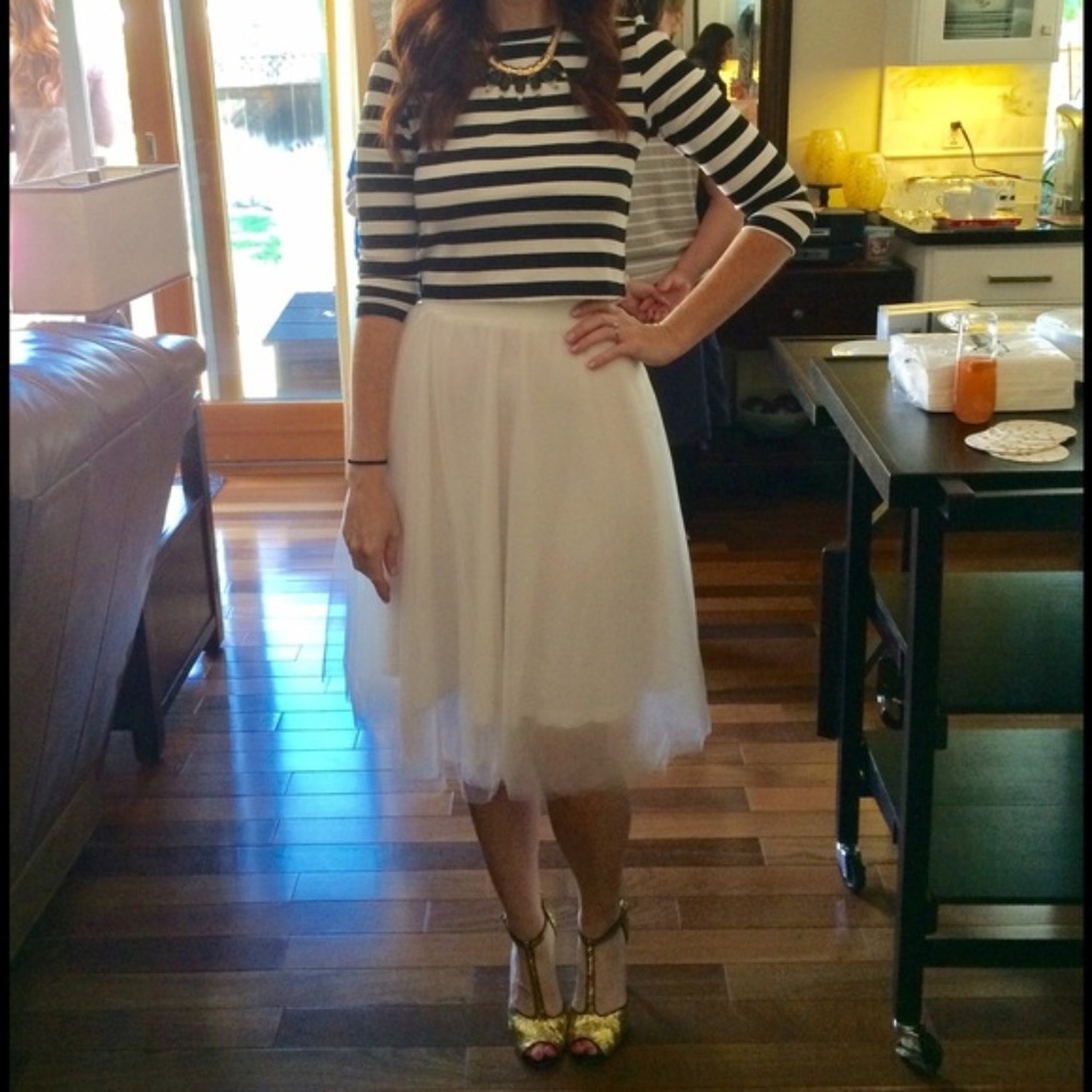 Charlotte Russe Ivory Tulle Skirt, size S